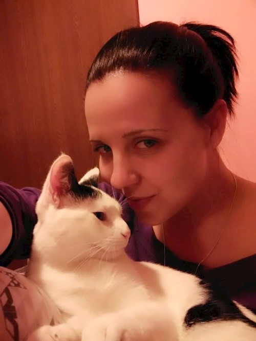 Diana- petsitter Domnești or Pet nanny for dogs cats