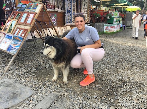 Diana- petsitter Iași or Pet nanny for dogs cats