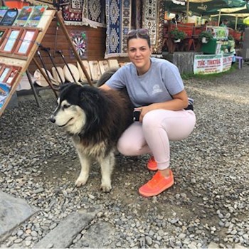 thumbnail petsitter Iași or pet nanny for dogs cats