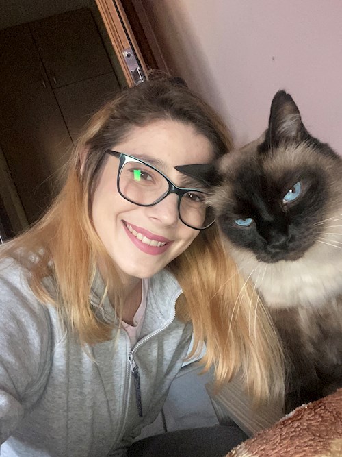 Apostu- petsitter București or Pet nanny for dogs cats