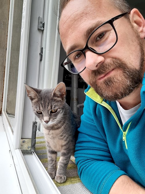 Marius- petsitter Cluj-Napoca sau Bonă pentru animale pentru câini pisici