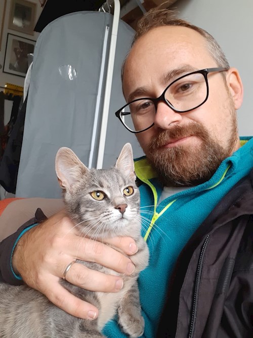 Marius- petsitter Cluj-Napoca sau Bonă pentru animale pentru câini pisici
