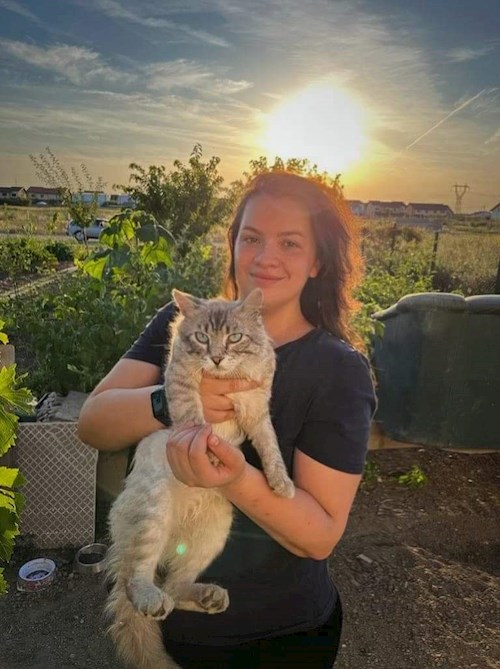 Andreea- petsitter Timișoara or Pet nanny for dogs cats 
