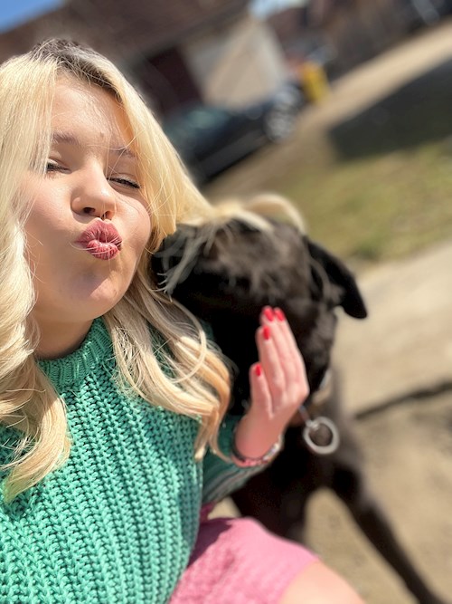 Andrea- petsitter Cluj-Napoca sau Bonă pentru animale pentru câini pisici