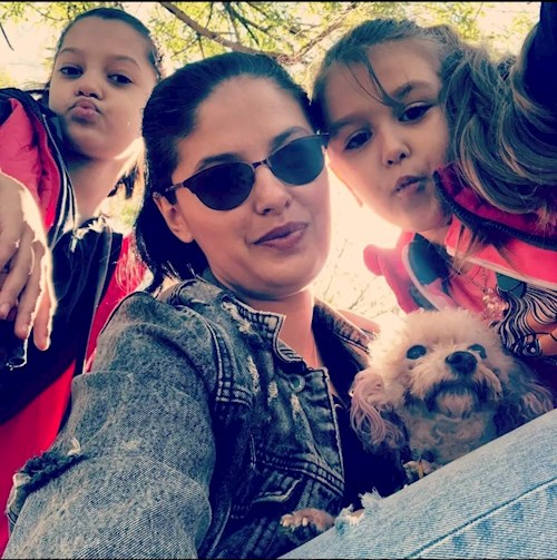 Cristina- petsitter București sau Bonă pentru animale pentru câini pisici