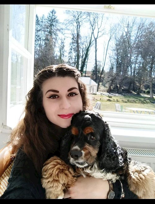 Irina- petsitter București or Pet nanny for dogs cats 