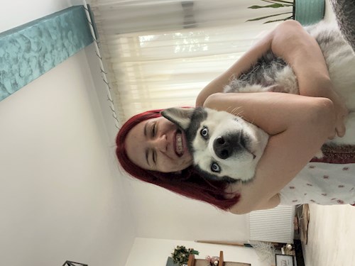 Alina- petsitter București sau Bonă pentru animale pentru câini pisici