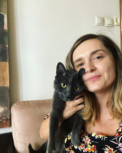 Mihaela- petsitter București or Pet nanny for dogs cats