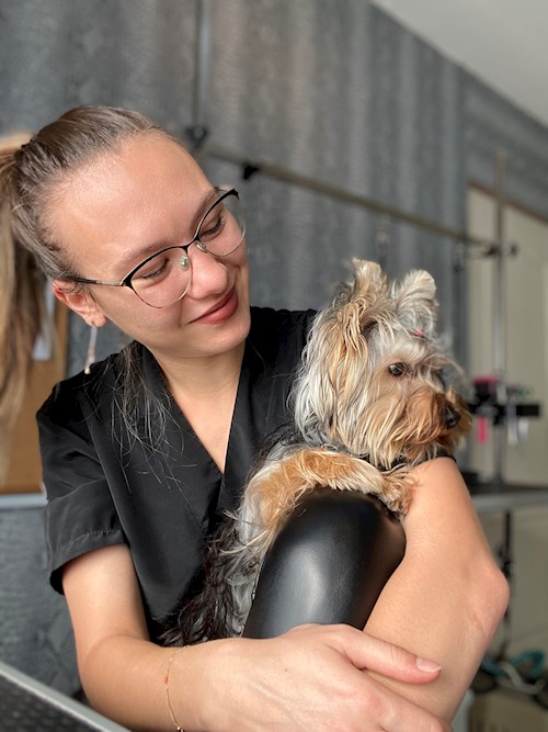 Patricia- petsitter Brașov or Pet nanny for dogs cats 