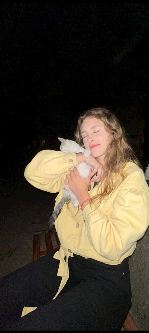 Elena- petsitter Cluj-Napoca or Pet nanny for