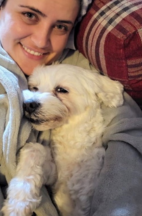 Emina- petsitter Brașov sau Bonă pentru animale pentru câini pisici