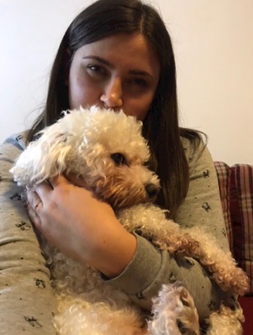 Emina- petsitter Brașov sau Bonă pentru animale pentru câini pisici