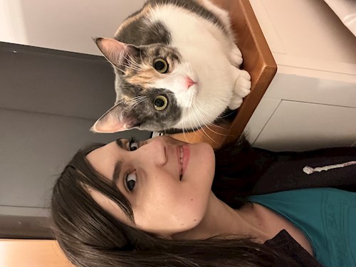 Laura- petsitter București or Pet nanny for cats