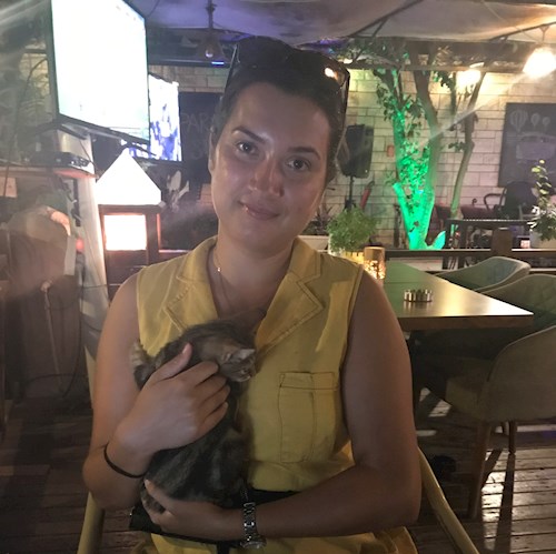 Patrintasu- petsitter Târgu Mureș or Pet nanny for dogs cats