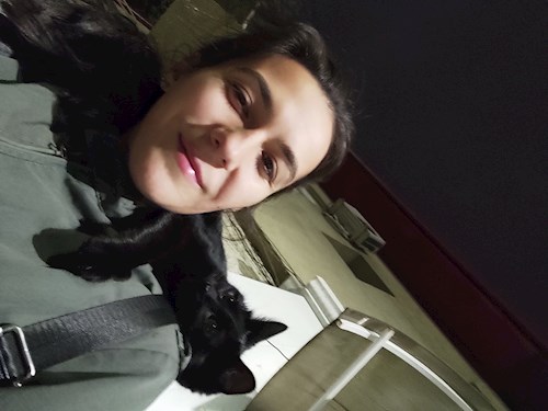 Iolanda- petsitter București or Pet nanny for dogs cats