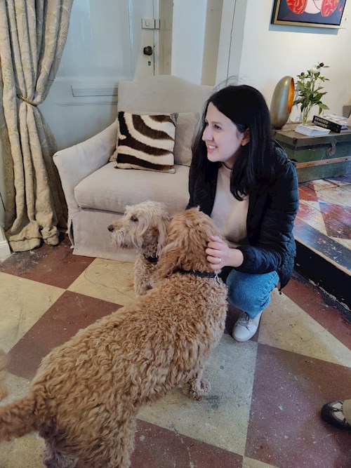 Antonia- petsitter București or Pet nanny for dogs cats