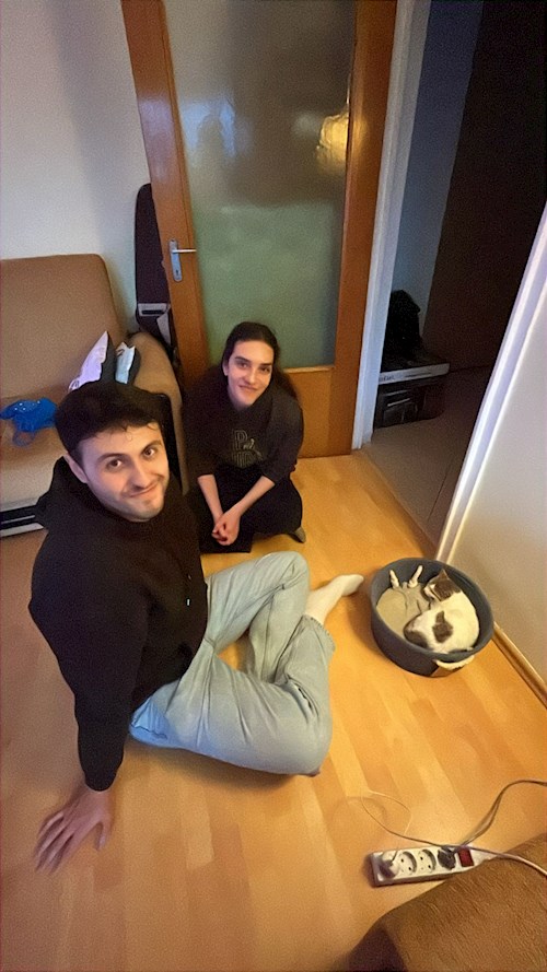 Sebastian- petsitter București sau Bonă pentru animale pentru câini pisici