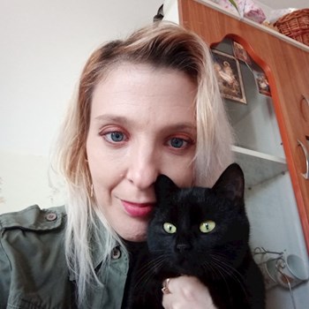 thumbnail petsitter Valea Lupului or pet nanny for dogs cats