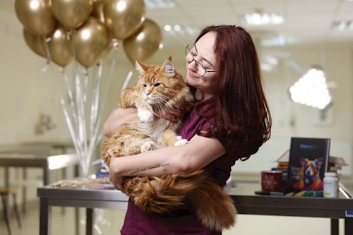 Lorena- petsitter Bragadiru or Pet nanny for dogs cats
