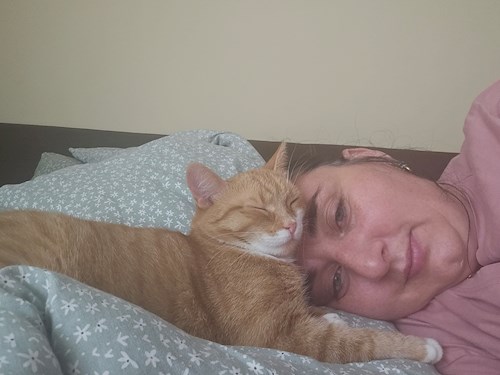 Oana- petsitter Florești sau Bonă pentru animale pentru pisici 