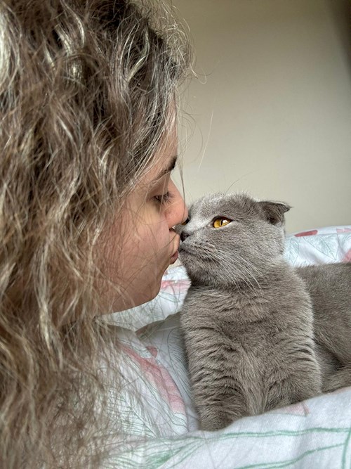 Stefania- petsitter Cluj-Napoca sau Bonă pentru animale pentru câini pisici 