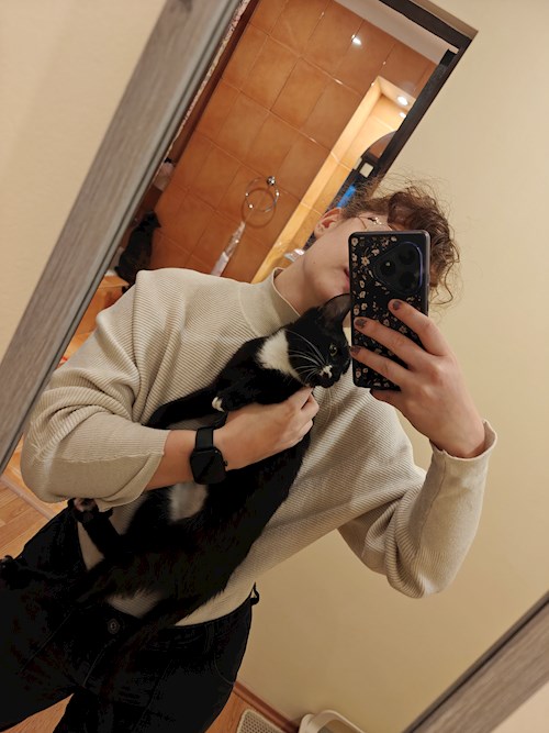 Maria- petsitter București sau Bonă pentru animale pentru pisici 