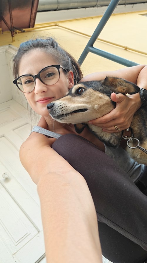 Laura- petsitter Târgu Mureș or Pet nanny for dogs cats 