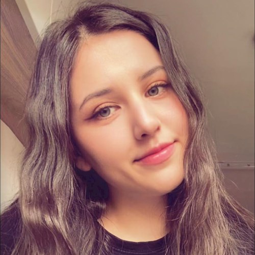 Daniela- petsitter Timișoara vagy Állat szitter a kutyák cicák 