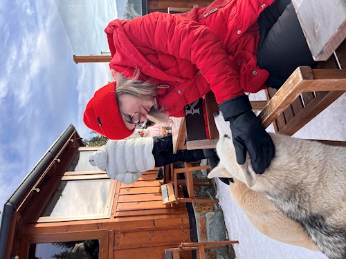 Roxana- petsitter Iași sau Bonă pentru animale pentru câini pisici 