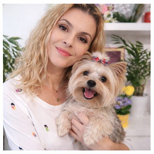 Dora- petsitter București or Pet nanny for dogs cats 