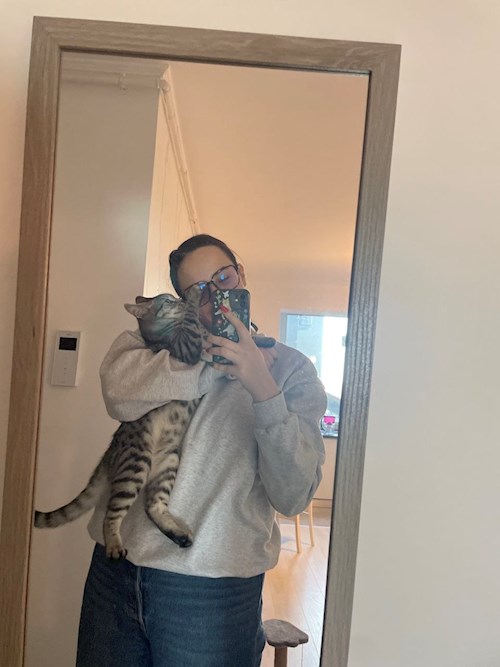 Elena- petsitter Timișoara vagy Állat szitter a kutyák cicák 