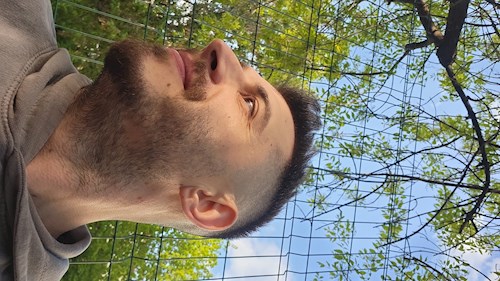 Bogdan- petsitter București or Pet nanny for dogs 