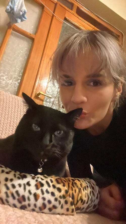 Nicole- petsitter Iași sau Bonă pentru animale pentru câini pisici 