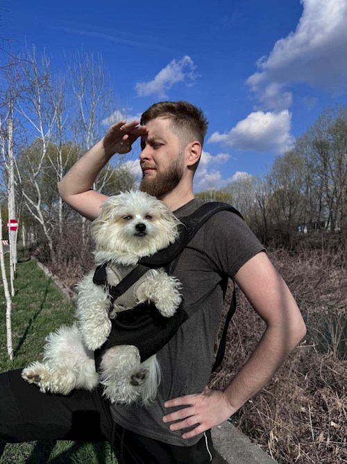 Vasile- petsitter București sau Bonă pentru animale pentru câini pisici 
