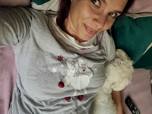 Cristina- petsitter București sau Bonă pentru animale pentru câini pisici 