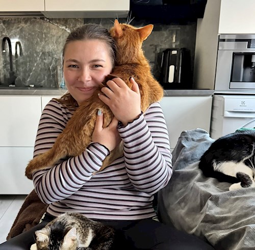 Diana- petsitter Cluj-Napoca sau Bonă pentru animale pentru câini pisici 