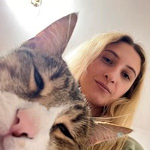 petsitter București or Pet nanny for Dogs Cats