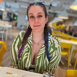 Carina - pet sitter cats București