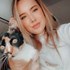 Irina + stapan de animal de companie care a apelat la un pet sitter in loc de pensiune canina sau pet hotel