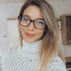 Apostu - pet sitter cats dogs București