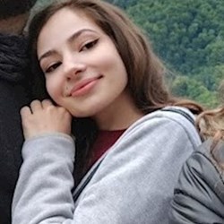 Emma - pet sitter pisici câini Cluj-Napoca