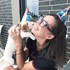 Delia + stapan de animal de companie care a apelat la un pet sitter in loc de pensiune canina sau pet hotel