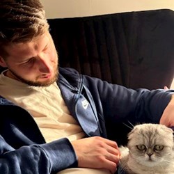 Cazamir - pet sitter cats dogs Târgu Mureș