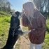 Pasat + stapan de animal de companie care a apelat la un pet sitter in loc de pensiune canina sau pet hotel