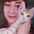 Teodora + stapan de animal de companie care a apelat la un pet sitter in loc de pensiune canina sau pet hotel