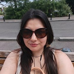 Stefania - pet sitter cats București