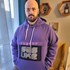 Cosmin + stapan de animal de companie care a apelat la un pet sitter in loc de pensiune canina sau pet hotel