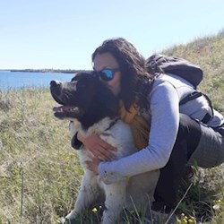 Anca - pet sitter cats dogs București