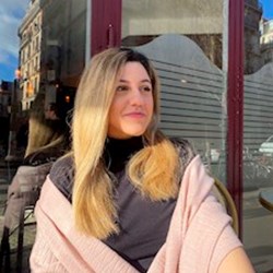 Catalina - pet sitter pisici câini Iași