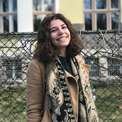 Daniela - pet sitter pisici câini Cluj-Napoca